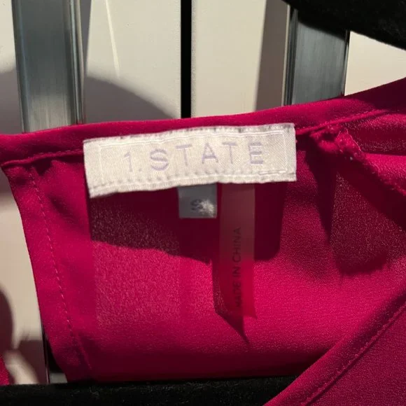 1.State Pink/Black blouse - Small - Picture 3 of 5